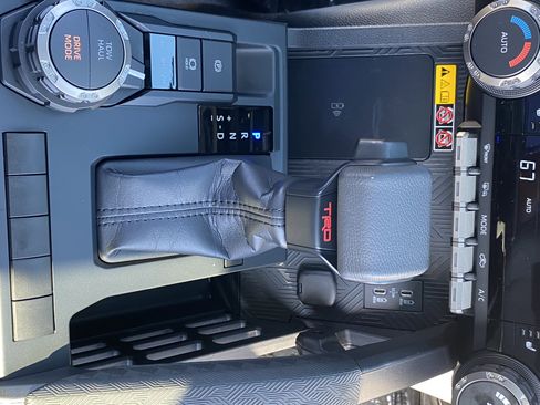 Certified 2025 Toyota Tacoma TRD Sport w/ TRD Sport Upgrade Package image 18