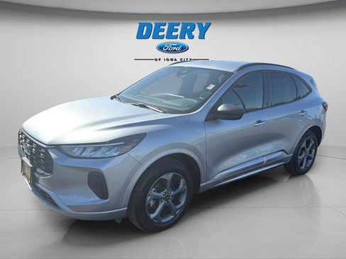 Certified 2024 Ford Escape ST-Line w/ Tech Pack #1 AWD/4WD image 14