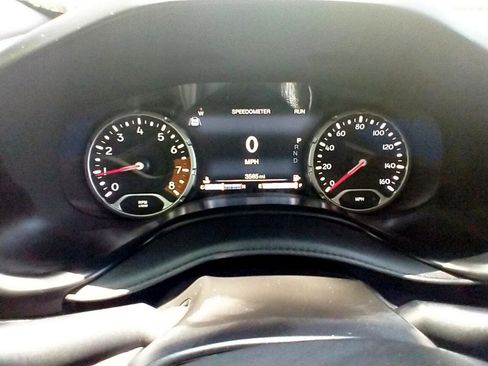 Used 2022 Jeep Renegade Latitude w/ Convenience Group image 31