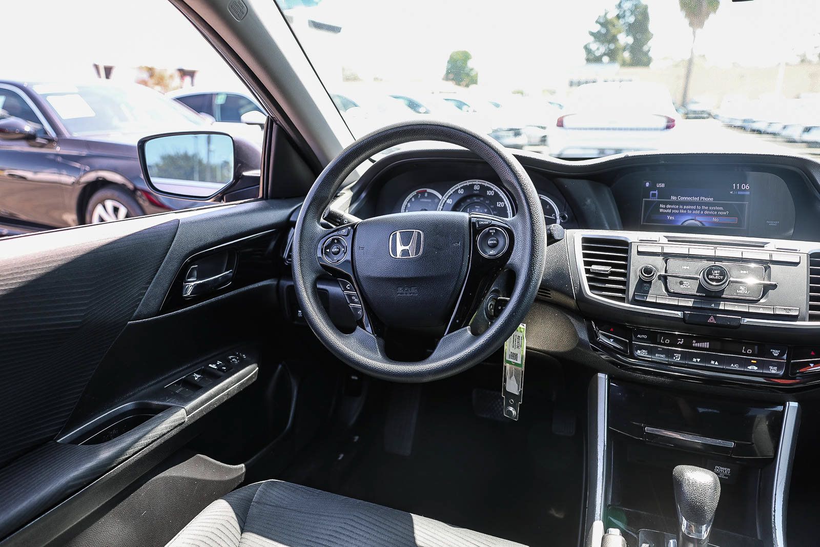 Used 2017 Honda Accord LX image 5