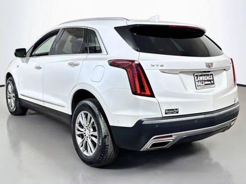 Used 2021 Cadillac XT5 Premium Luxury FWD image 6