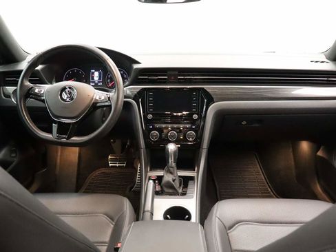 Used 2021 Volkswagen Passat 2.0T R-Line FWD image 6