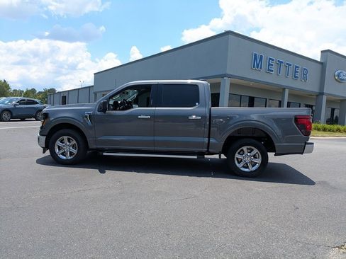 Used 2024 Ford F150 XLT w/ Tow/Haul Package RWD image 7