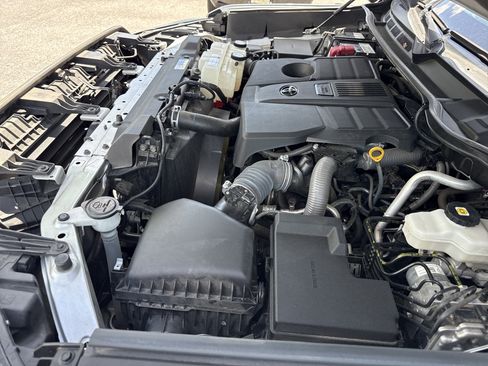 Used 2022 Toyota Tundra SR5 RWD image 33