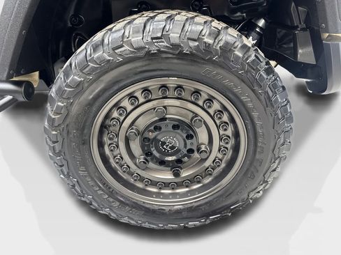 Used 2018 Jeep Wrangler Unlimited Rubicon AWD/4WD image 85