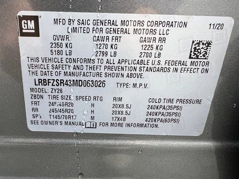 Used 2021 Buick Envision Avenir w/ Technology Package II image 16