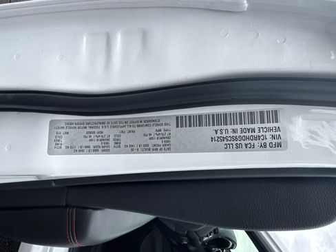 Used 2025 Dodge Durango GT image 31