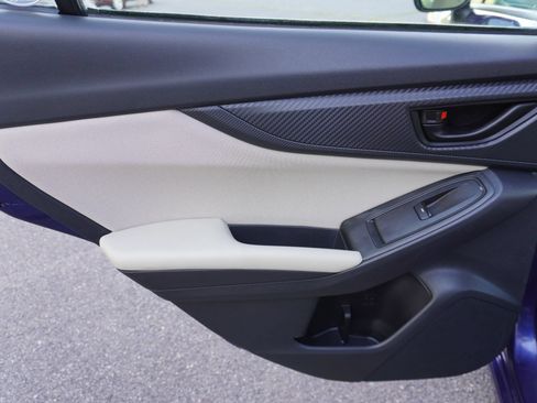 Used 2017 Subaru Impreza 2.0i Premium AWD/4WD image 14