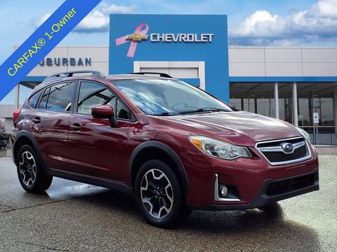 Used 2017 Subaru Crosstrek 2.0i Premium image 3