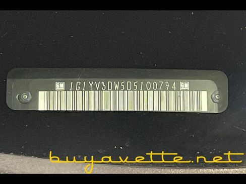 Used 2013 Chevrolet Corvette Grand Sport w/ 2LT Preferred Equipment Group image 33