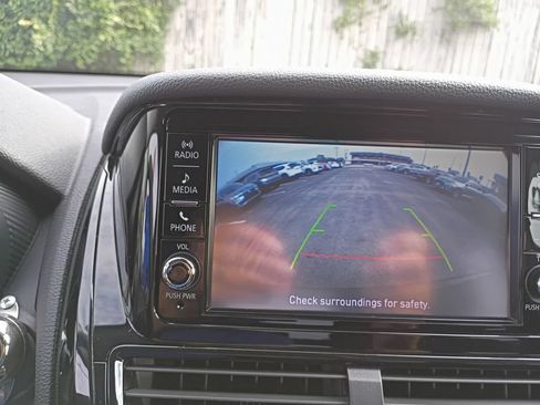 New 2026 Mitsubishi Outlander AWD image 18