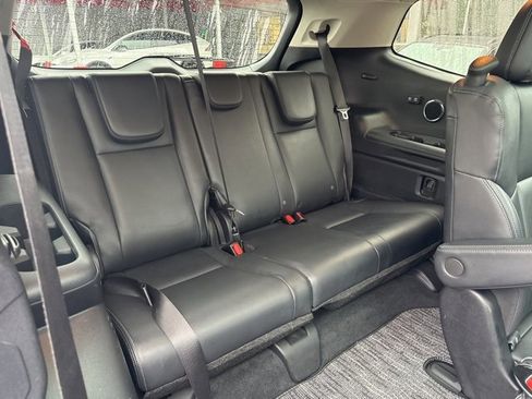 Used 2020 Subaru Ascent Limited w/ Technology Package image 28