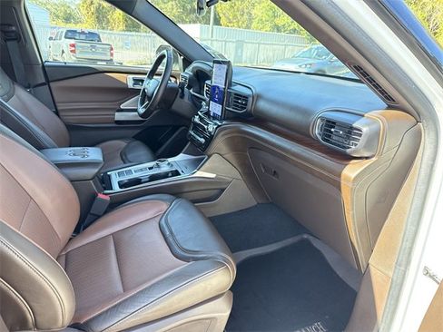 Certified 2022 Ford Explorer King Ranch w/ Class IV Trailer Tow Package image 14