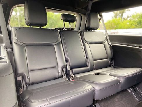 Used 2025 Ford Expedition Max Platinum w/ Stealth Performance Package AWD/4WD image 26