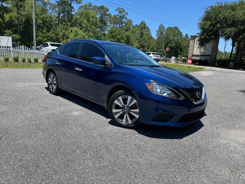 Used 2019 Nissan Sentra SV w/ Special Edition Package FWD image 8