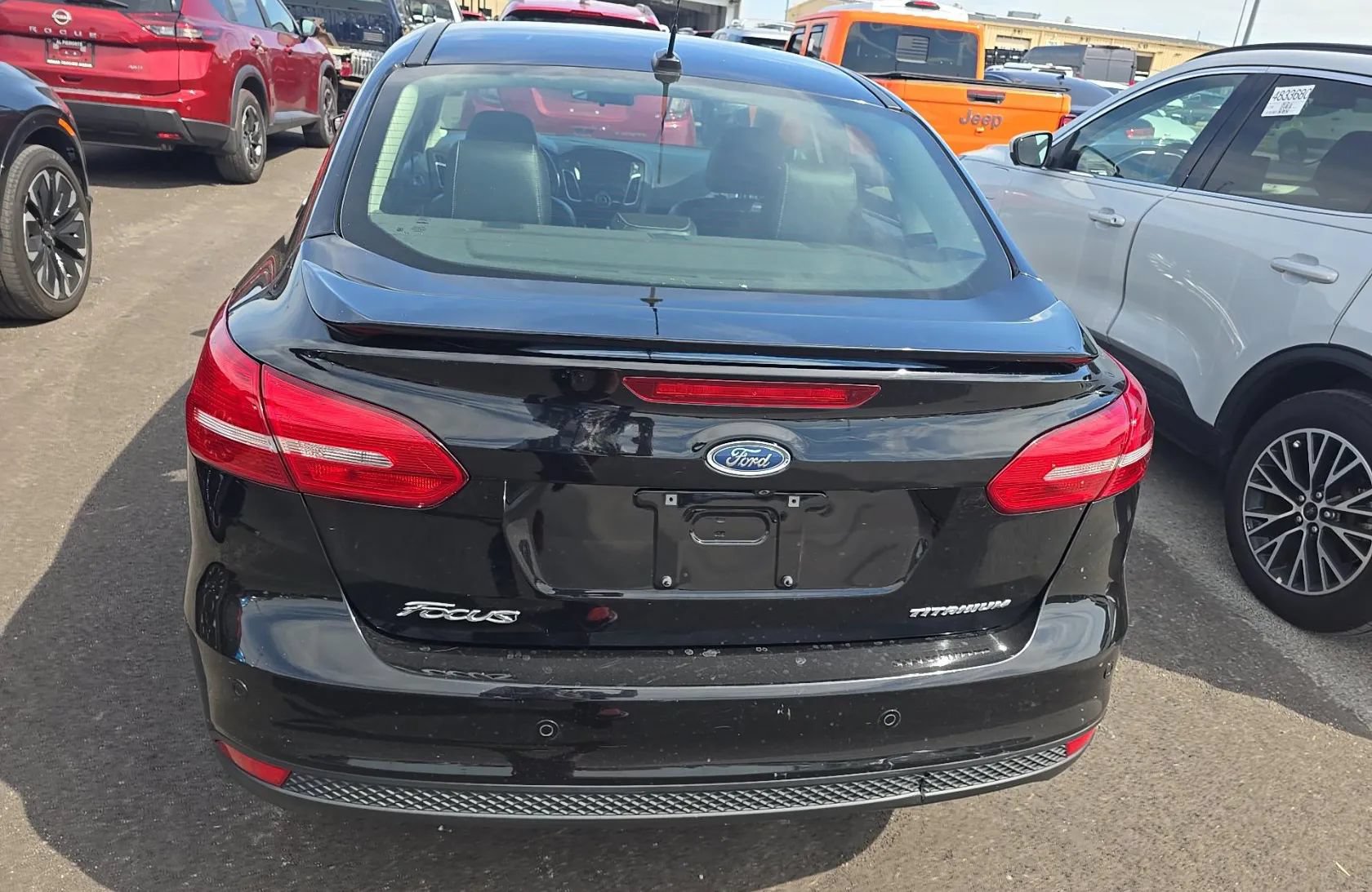 Used 2017 Ford Focus Titanium FWD image 2