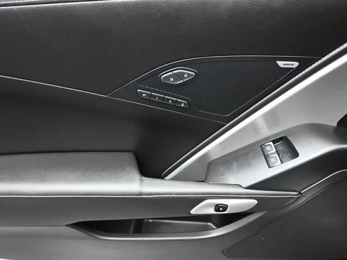 Used 2017 Chevrolet Corvette Stingray Convertible image 10