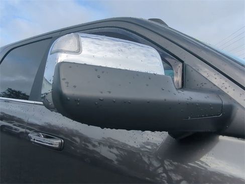 Used 2022 RAM 3500 Limited image 13