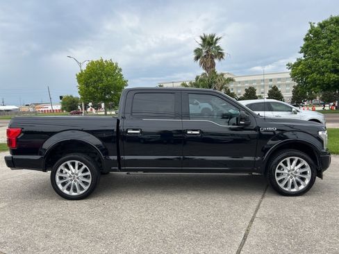 Used 2019 Ford F150 Limited w/ Trailer Tow Package image 4