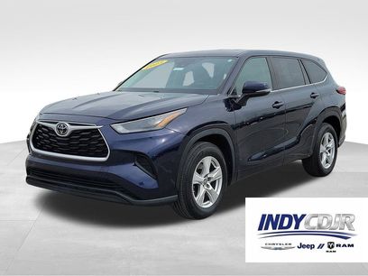 Used 2023 Toyota Highlander LE