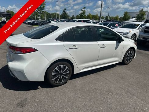 Used 2020 Toyota Corolla LE FWD image 6