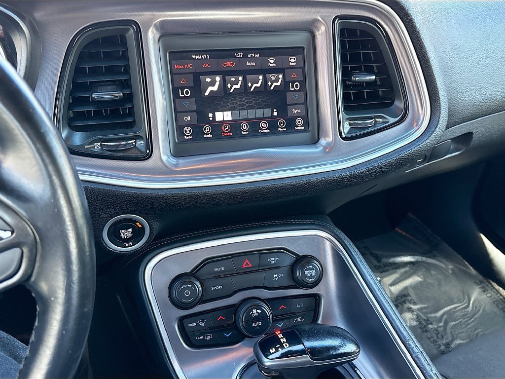 Used 2021 Dodge Challenger SXT RWD image 15