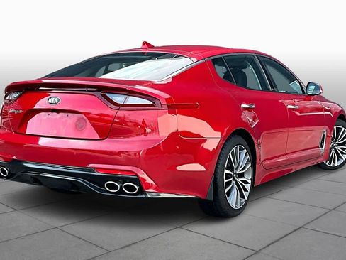 Used 2019 Kia Stinger Premium image 12