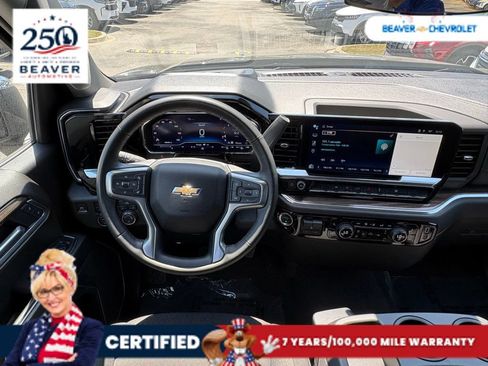 Used 2025 Chevrolet Silverado 1500 LT AWD/4WD image 16