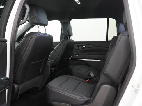 Used 2026 Chevrolet Traverse LT AWD/4WD image 18