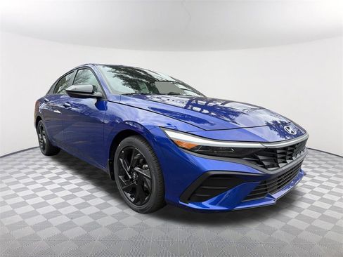 New 2026 Hyundai Elantra Sport image 3