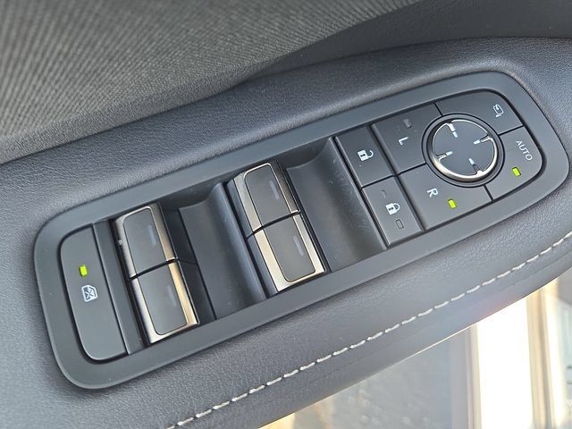Certified 2026 Lexus TX 350 AWD w/ Technology Package image 10