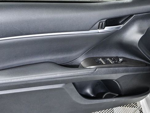 Used 2024 Toyota Camry XSE image 6