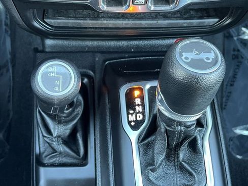 Used 2020 Jeep Wrangler Unlimited Sport S image 15