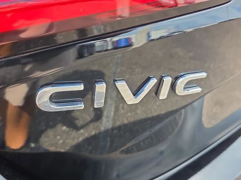 Used 2023 Honda Civic Sport image 31