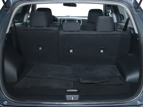 Used 2018 Kia Sportage LX w/ LX Technology Package FWD image 30