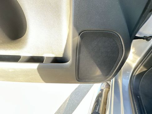 Used 2017 GMC Sierra 1500 SLE w/ SLE Value Package image 23