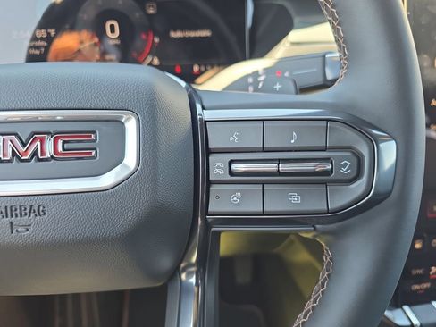 New 2026 GMC Acadia AT4 w/ Luxury Package AWD/4WD image 19
