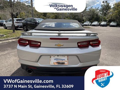 Used 2019 Chevrolet Camaro LT image 5