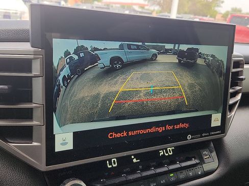 Used 2023 Toyota Tundra Limited w/ Power Package AWD/4WD image 8