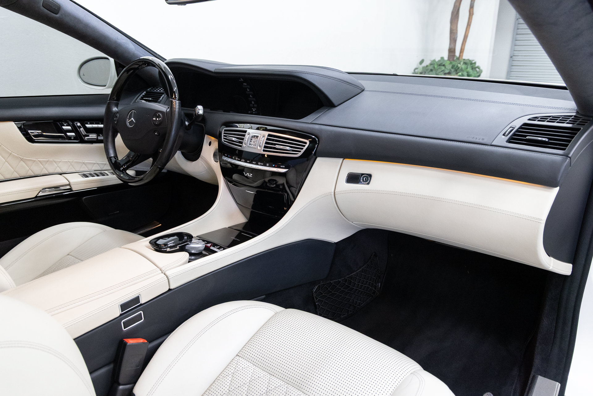Used 2008 Mercedes-Benz CL 65 AMG image 13