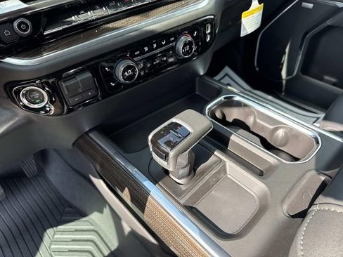 New 2026 Chevrolet Silverado 1500 LT Trail Boss w/ Convenience Package II AWD/4WD image 28