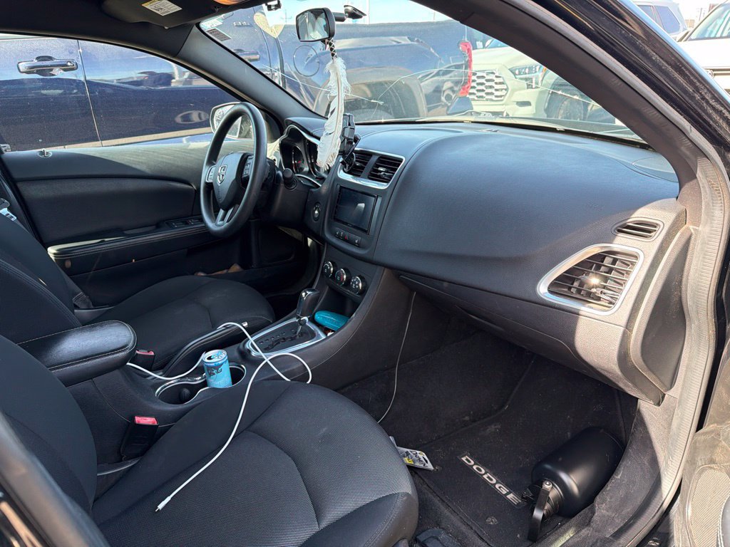 Used 2014 Dodge Avenger SE FWD image 13