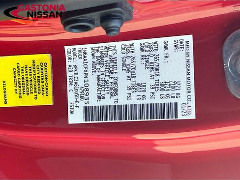 Used 2023 Nissan Titan SV w/ SV Utility Package image 35