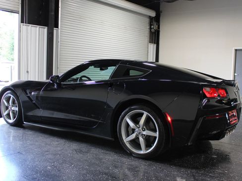 Used 2014 Chevrolet Corvette Stingray Coupe w/ 2LT Preferred Equipment Group RWD image 6