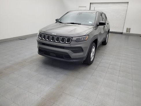 Used 2024 Jeep Compass Sport AWD/4WD image 15