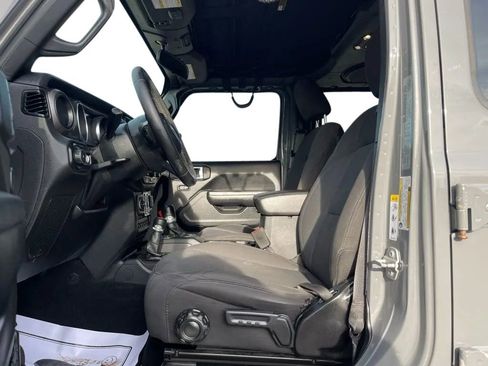 Used 2019 Jeep Wrangler Unlimited Sport S AWD/4WD image 13