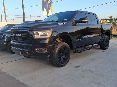 Used 2019 RAM 1500 Big Horn AWD/4WD image 3