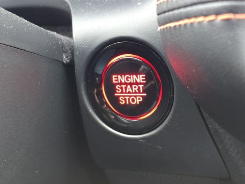 Used 2025 Honda HR-V Sport image 30