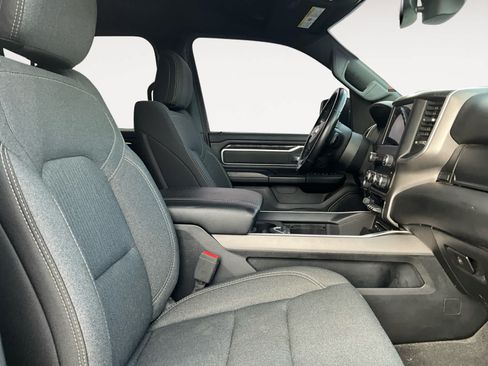 Used 2019 RAM 1500 Big Horn AWD/4WD image 15