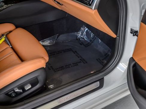 Used 2018 BMW 540i w/ Premium Package RWD image 47